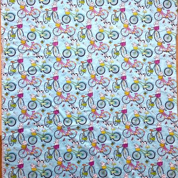Blue Flannel Fabric Dogs Bicycles Butterflies 3 3/4 Yds x 42” Fabric Traditions - Picture 3 of 4